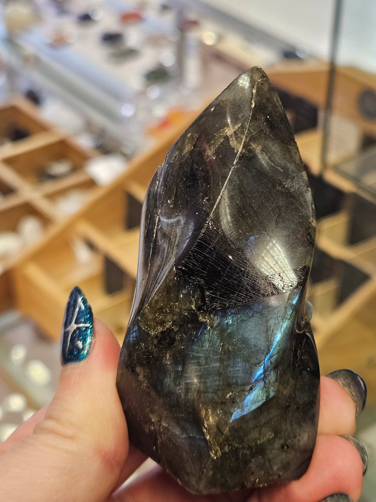 Labrodite Flame