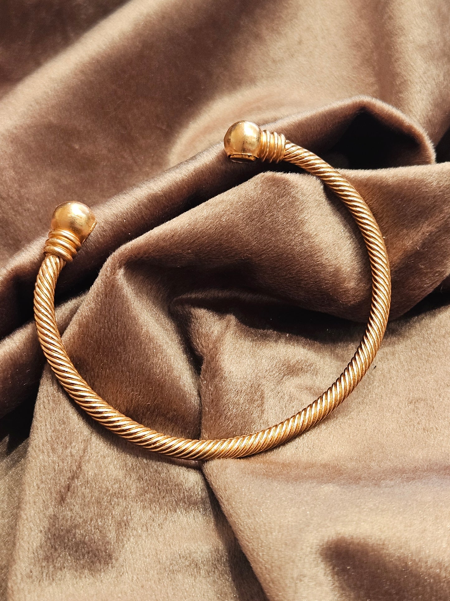 Copper Bracelet with Magnnets