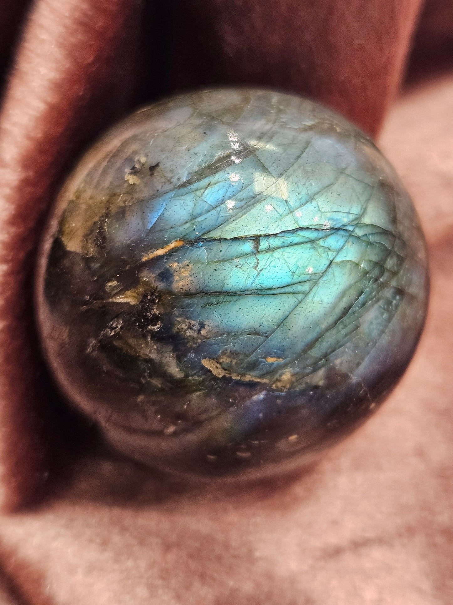 Grade A Labradorite Tumblestone